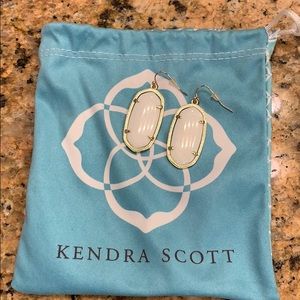 Kendra Scott white and gold earrings